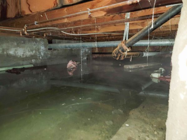 Crawlspace Water Restoration in Gary